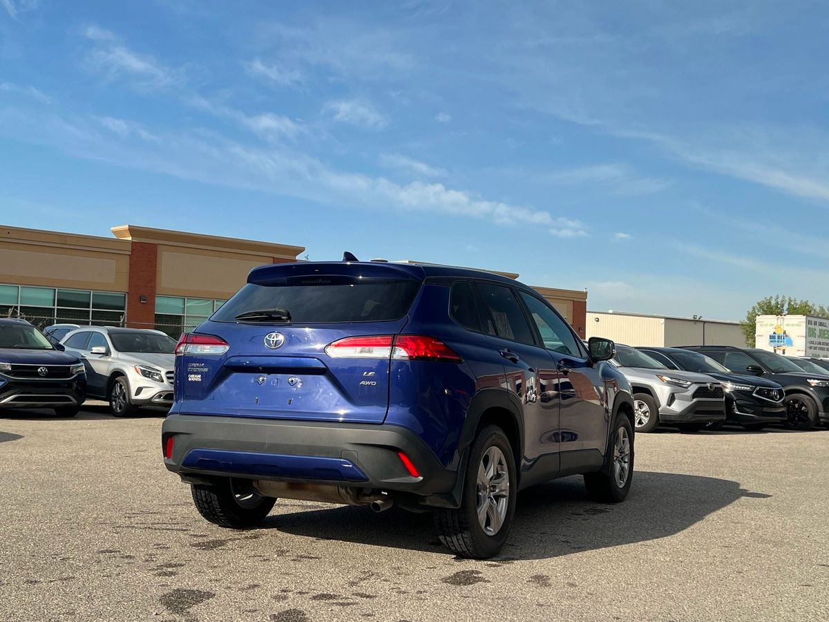 2022 Toyota Corolla Cross LE - Image 7