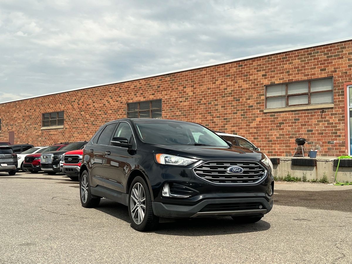2019 Ford Edge Titanium - Image 1