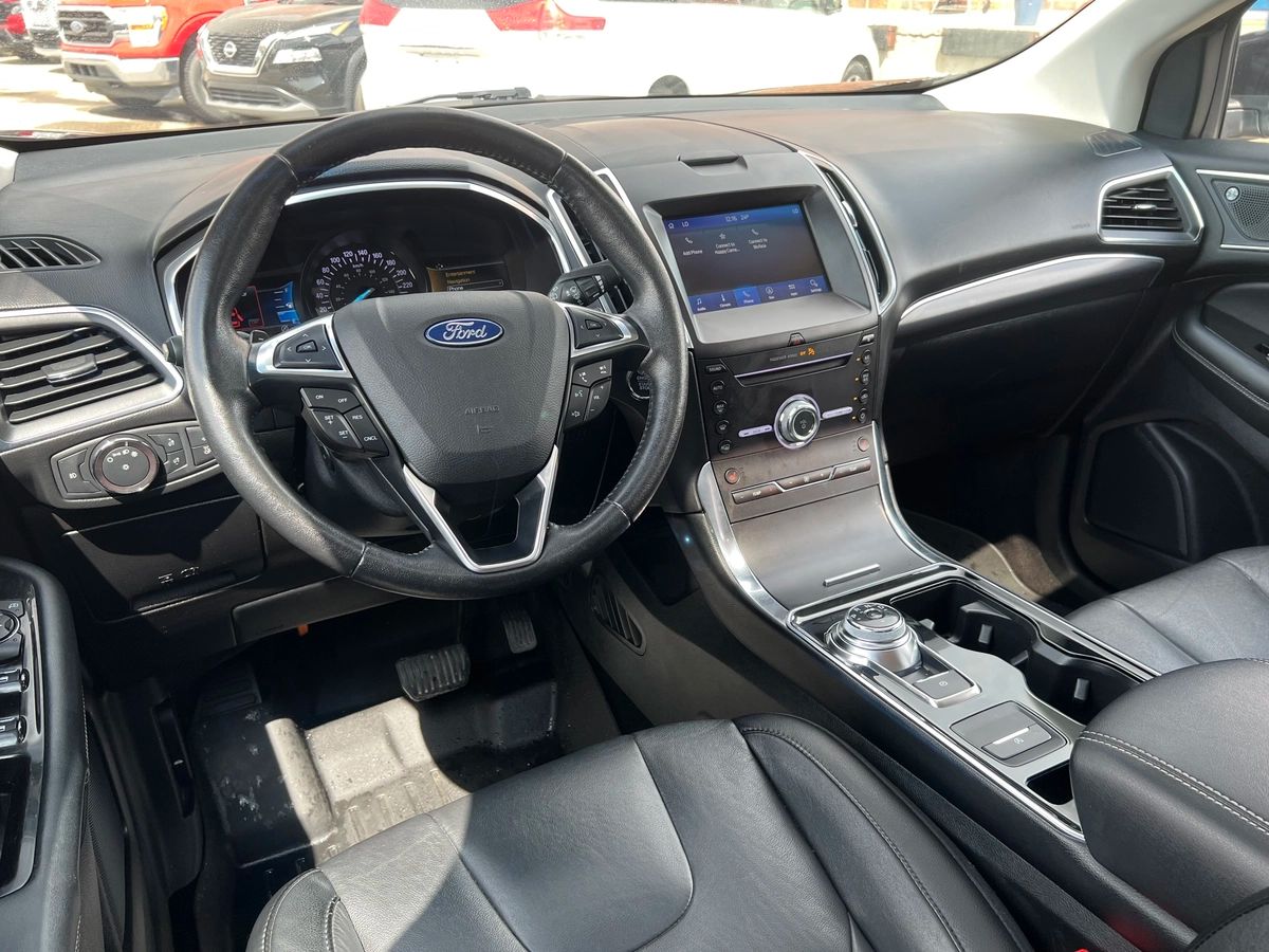 2019 Ford Edge Titanium - Image 11