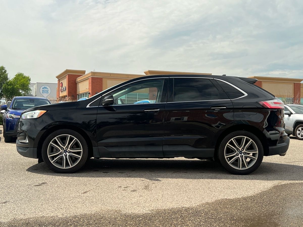 2019 Ford Edge Titanium - Image 4