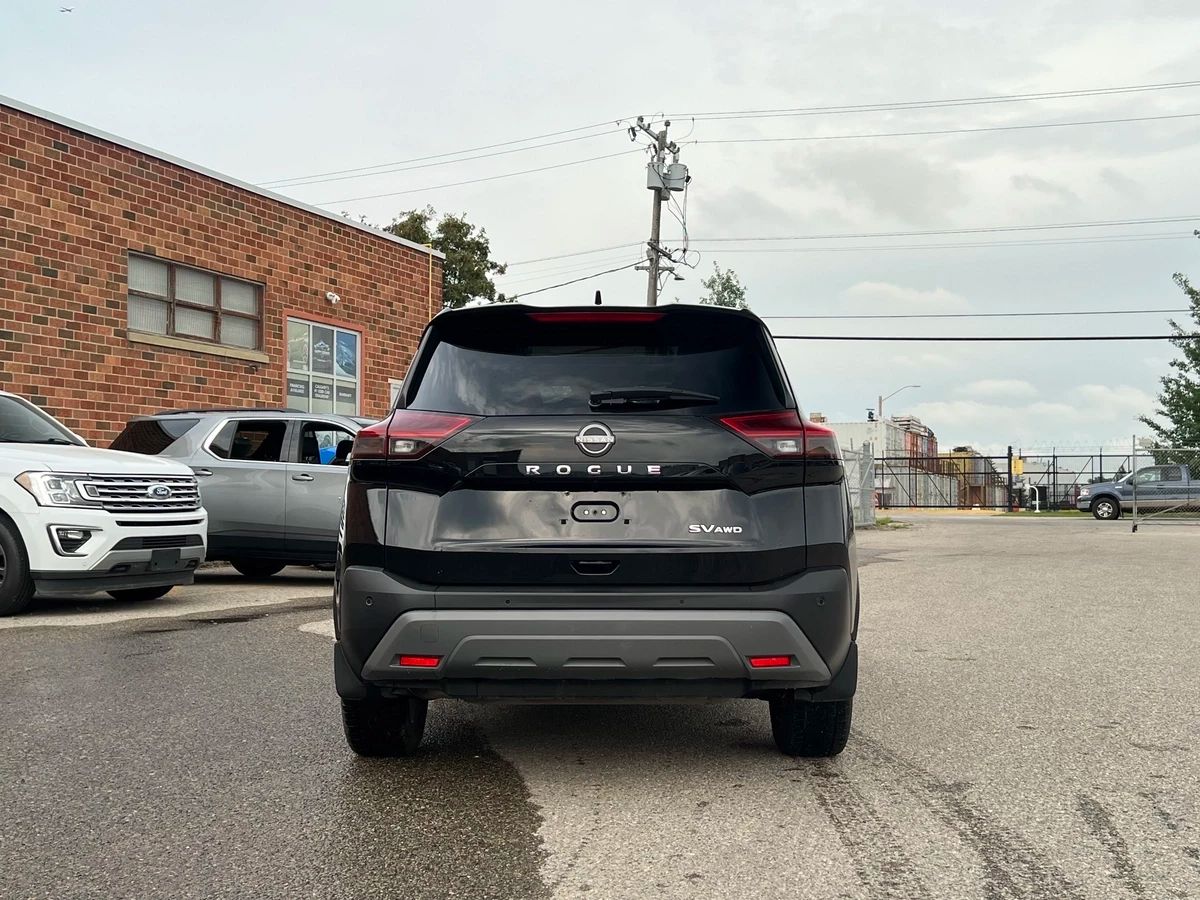 2022 Nissan Rogue SV - Image 6