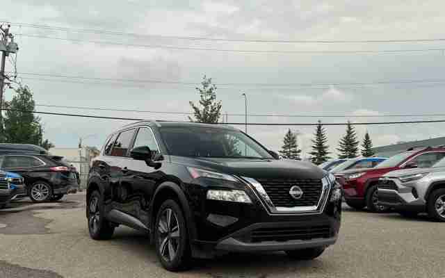 2022 Nissan Rogue SV - Request more images