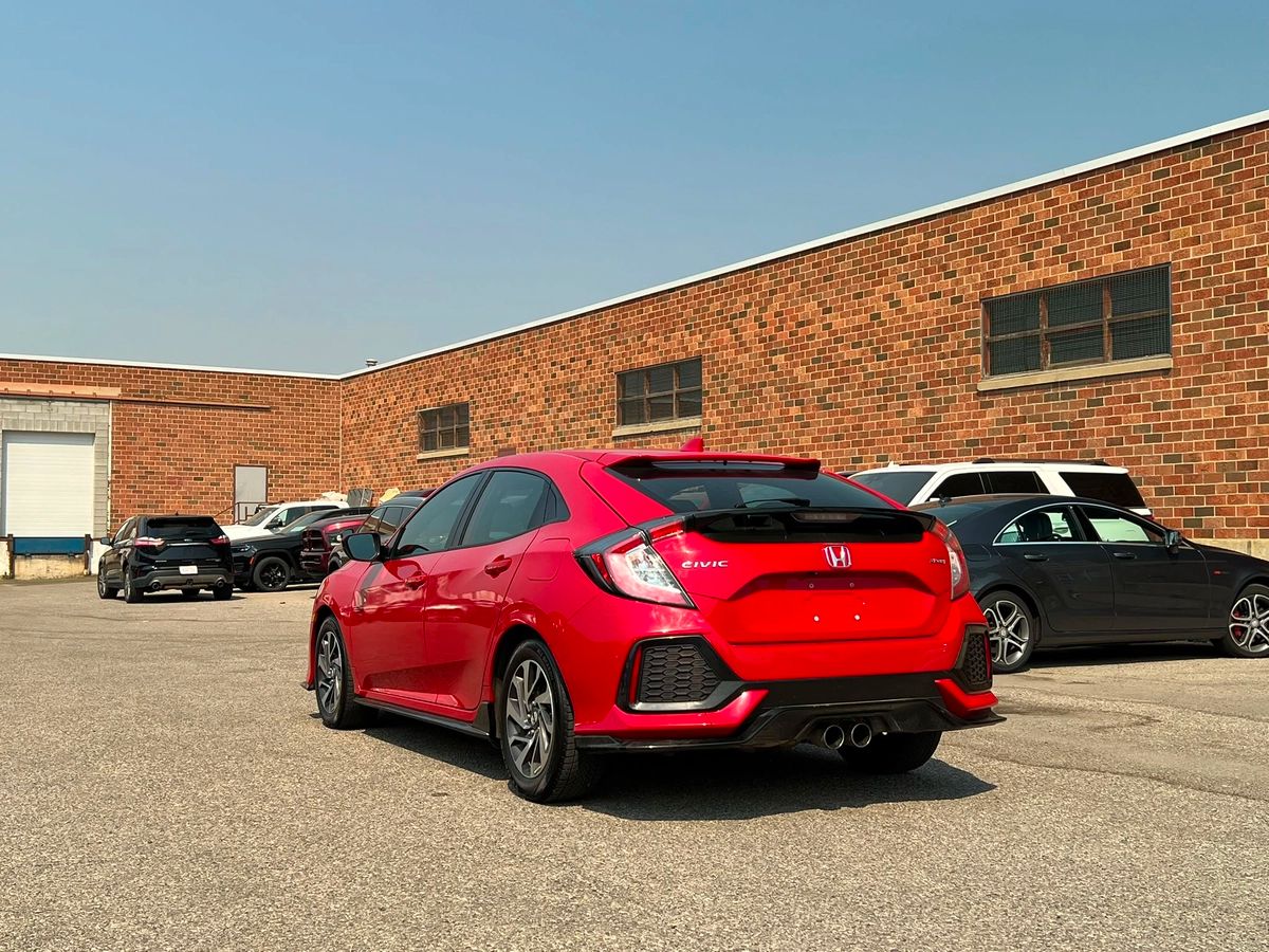 2019 Honda Civic Hatchback Sport - Image 5