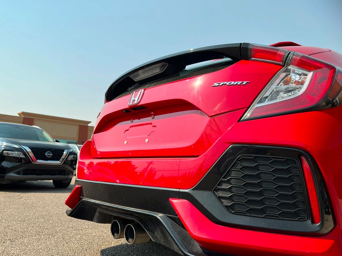 2019 Honda Civic Hatchback Sport - Image 9