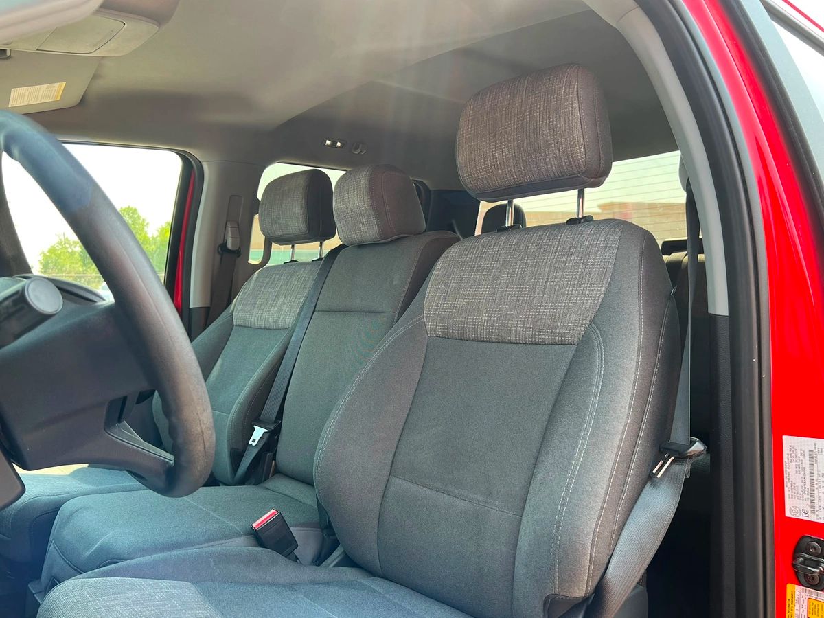 2021 Ford F-150 XLT - Image 15
