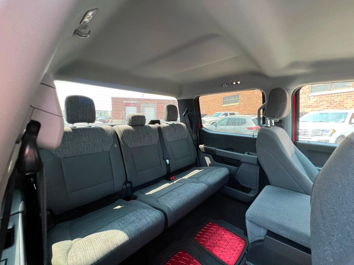 2021 Ford F-150 XLT - Image 14