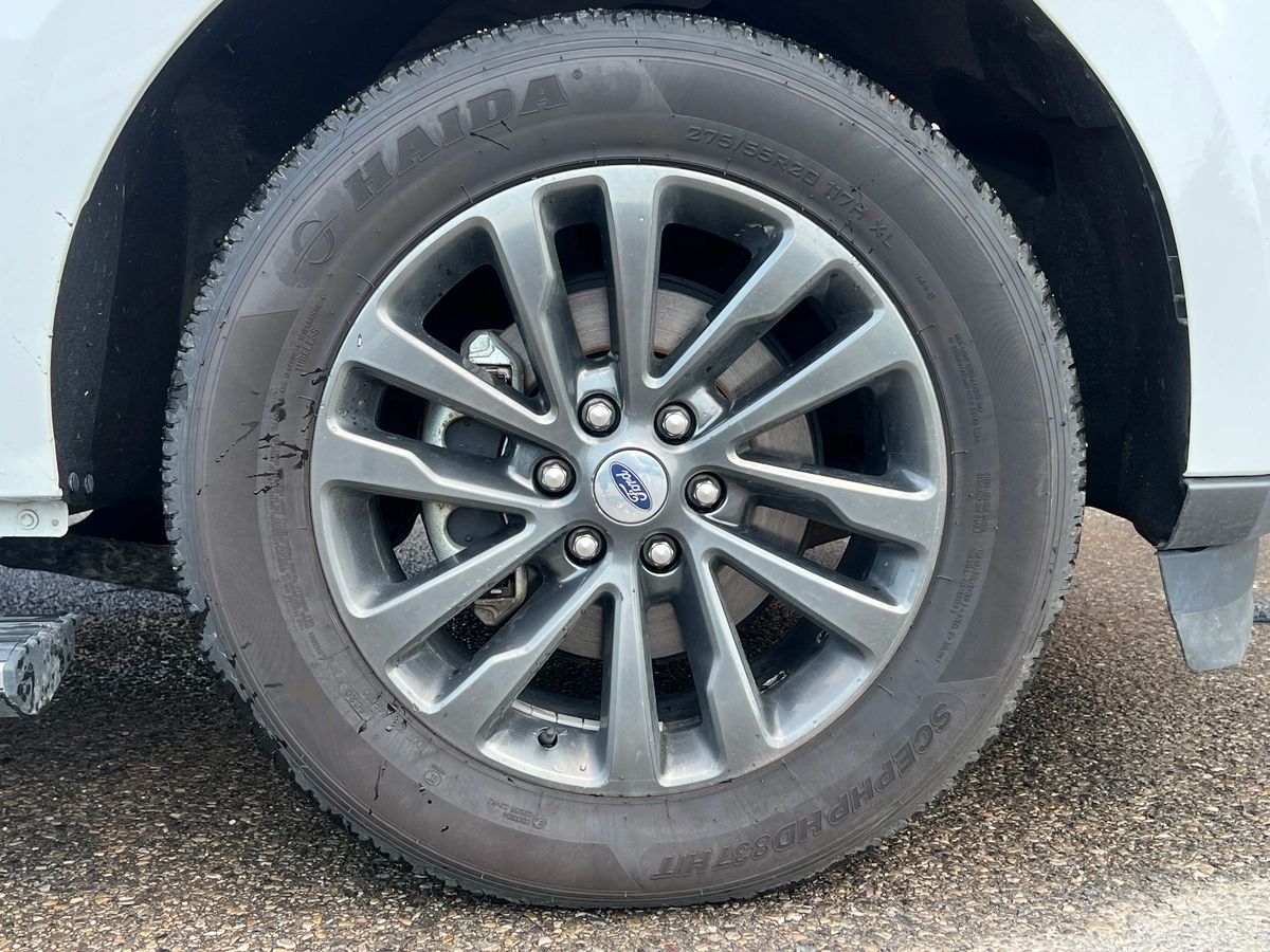 2021 Ford Expedition MAX Limited - Image 9