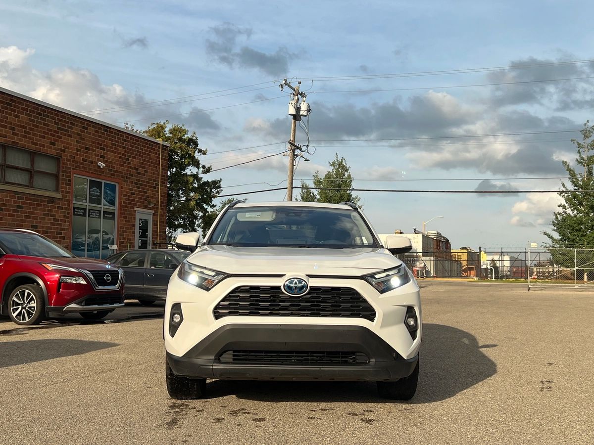 2023 Toyota RAV4 Hybrid XLE - Image 2