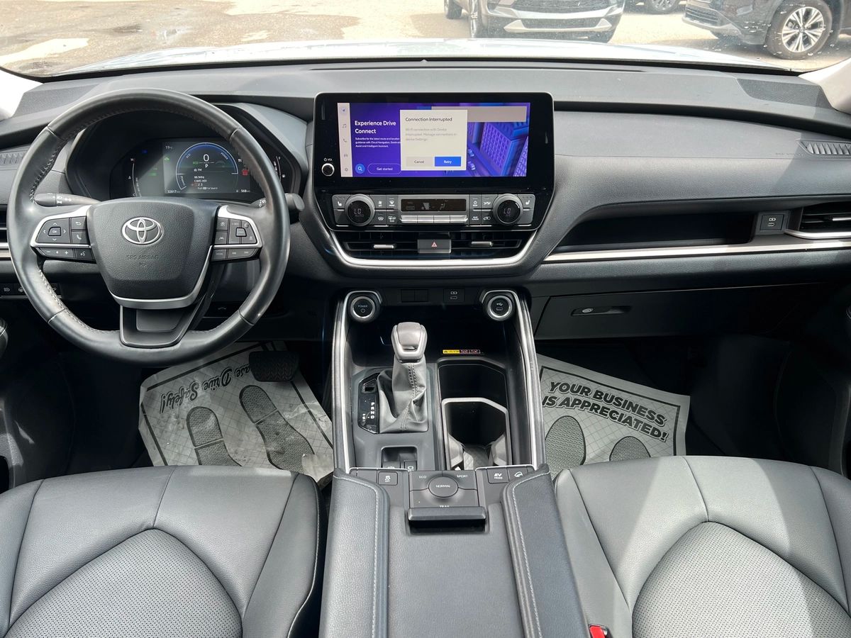 2024 Toyota Grand Highlander Hybrid XLE - Image 11