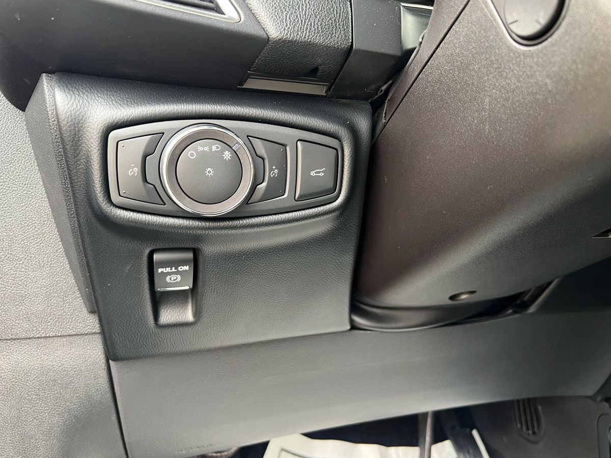 2017 Lincoln MKX Select - Image 17