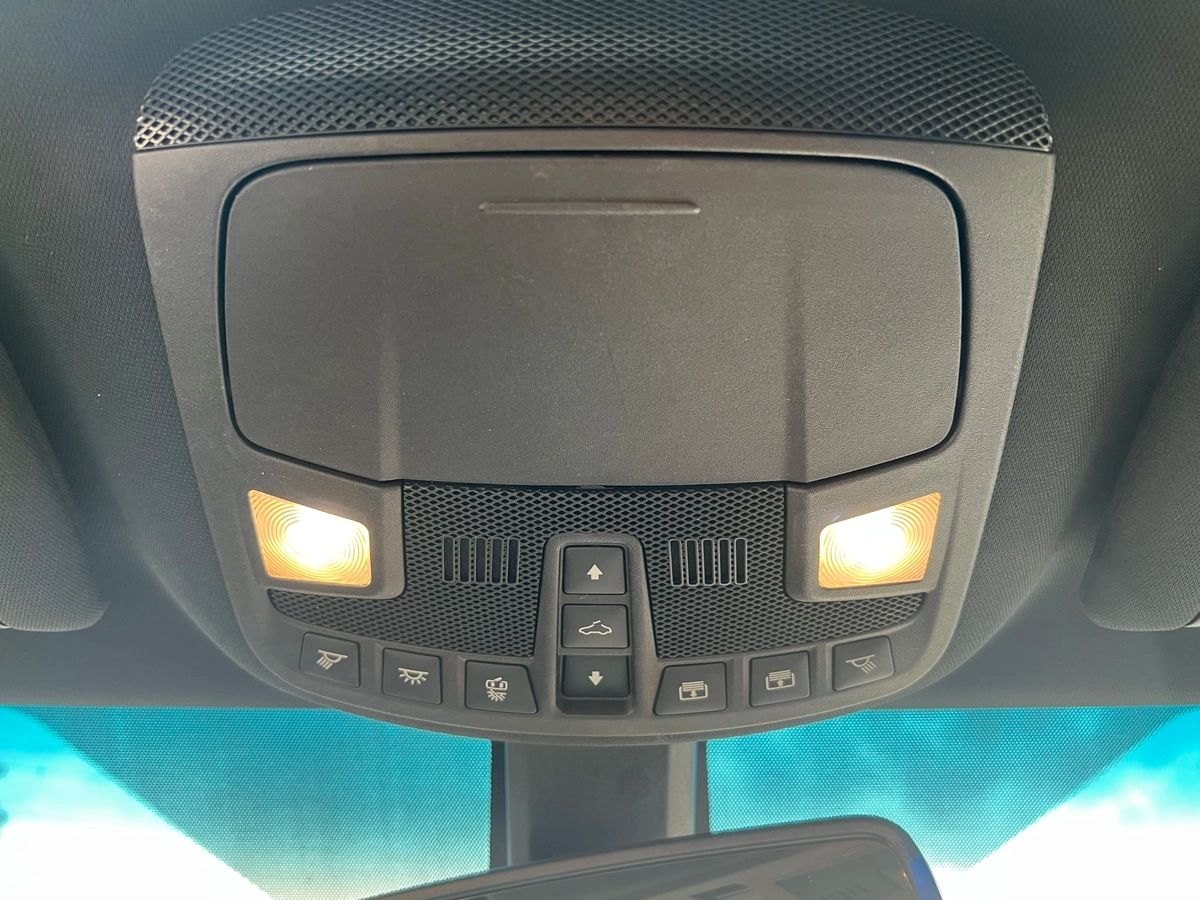 2017 Lincoln MKX Select - Image 20