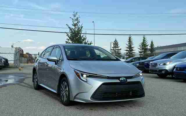 2025 Toyota Corolla Hybrid LE - Request more images