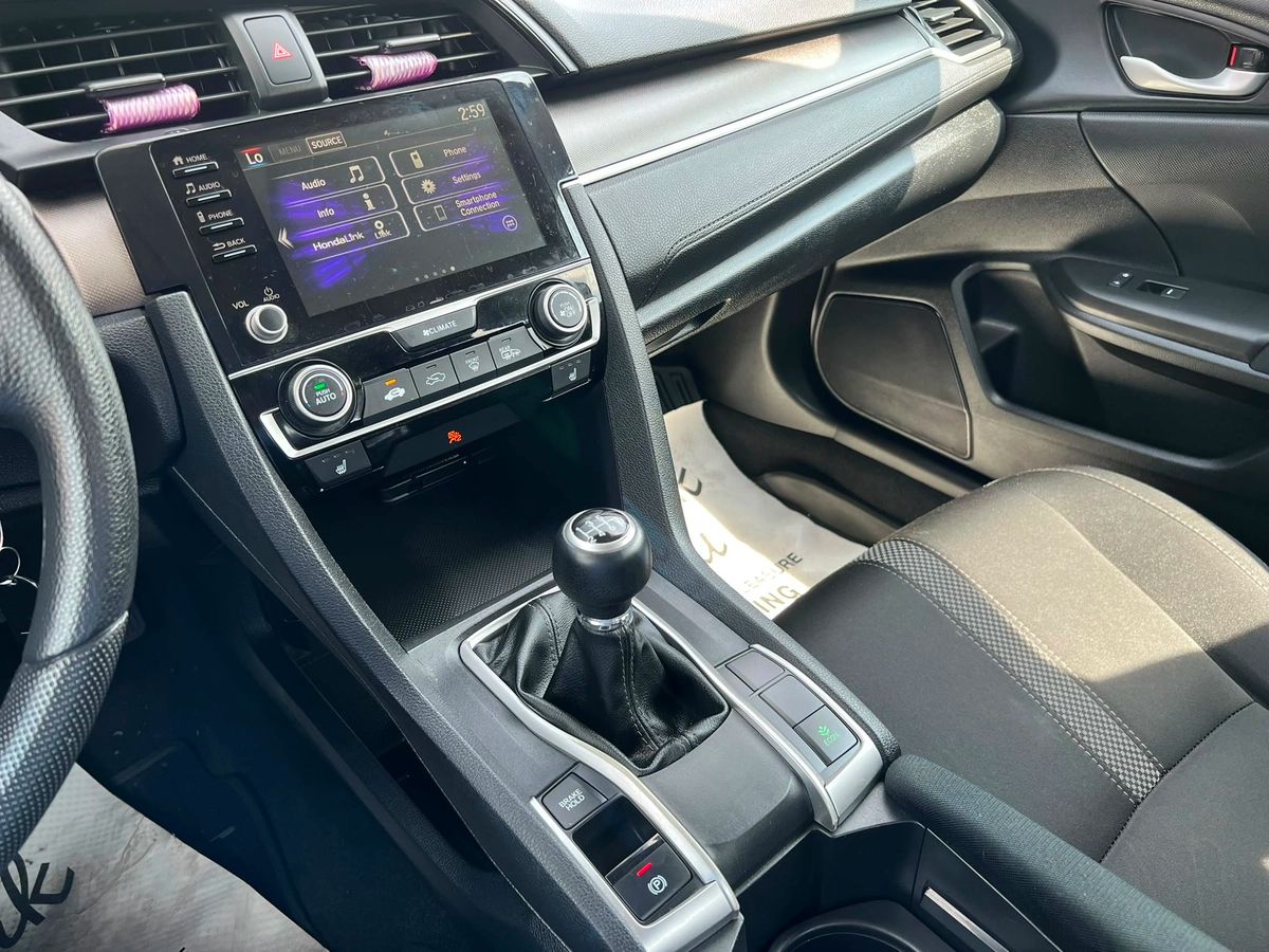2020 Honda Civic Sedan LX - Image 17