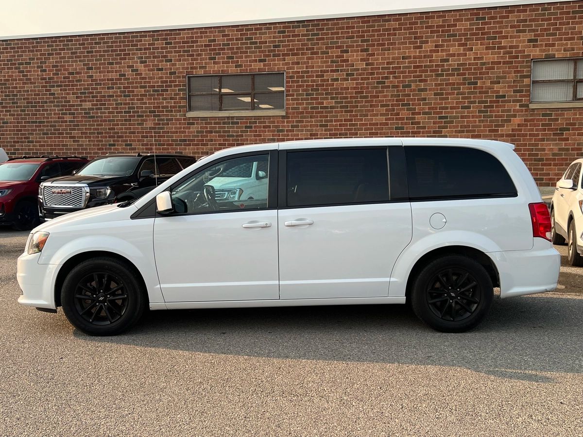 2020 Dodge Grand Caravan GT - Image 4
