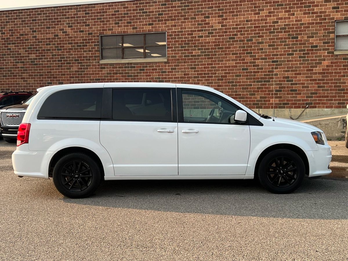 2020 Dodge Grand Caravan GT - Image 8