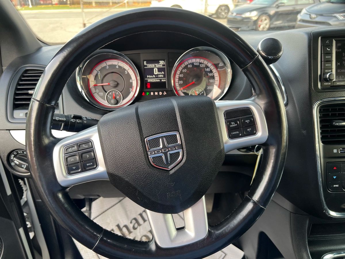 2020 Dodge Grand Caravan GT - Image 16