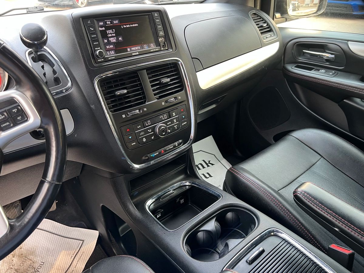 2020 Dodge Grand Caravan GT - Image 19