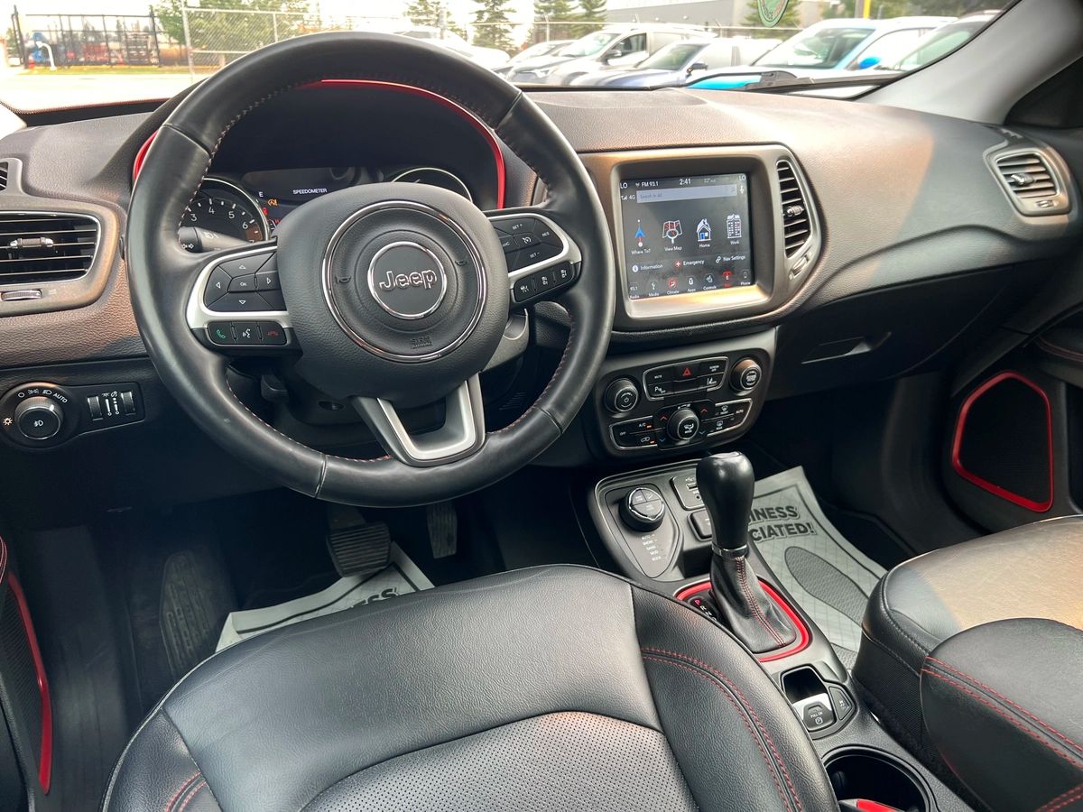 2019 Jeep Compass Trailhawk - Image 11