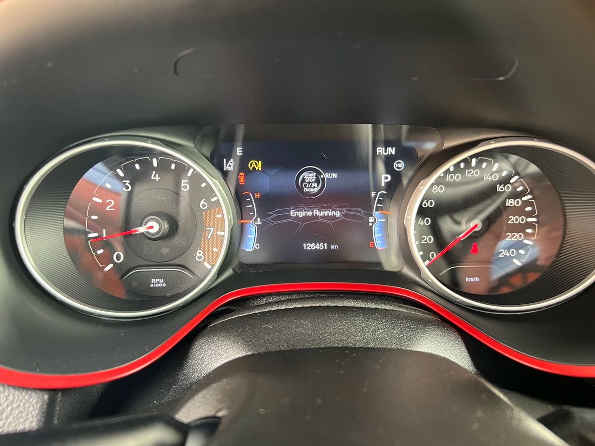 2019 Jeep Compass Trailhawk - Image 16