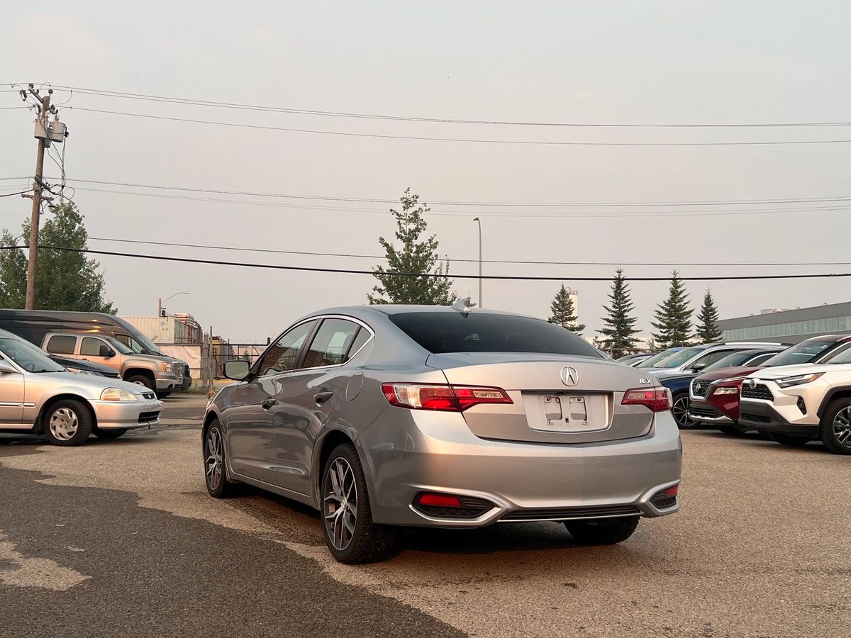 2018 Acura ILX Premium - Image 5