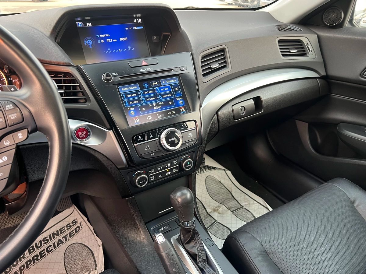 2018 Acura ILX Premium - Image 18