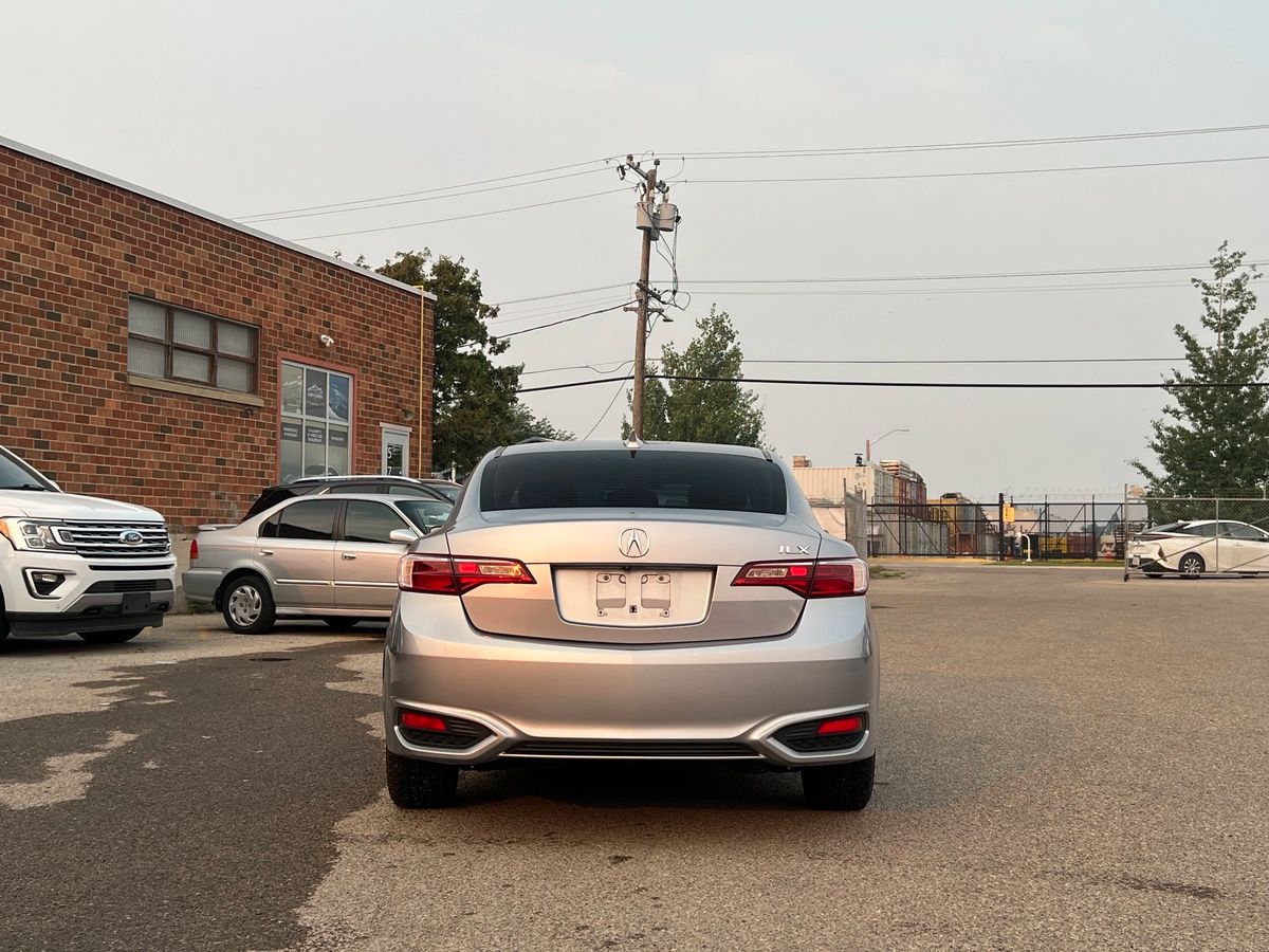 2018 Acura ILX Premium - Image 6