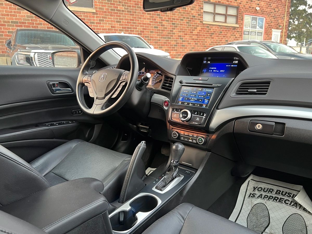 2018 Acura ILX Premium - Image 13