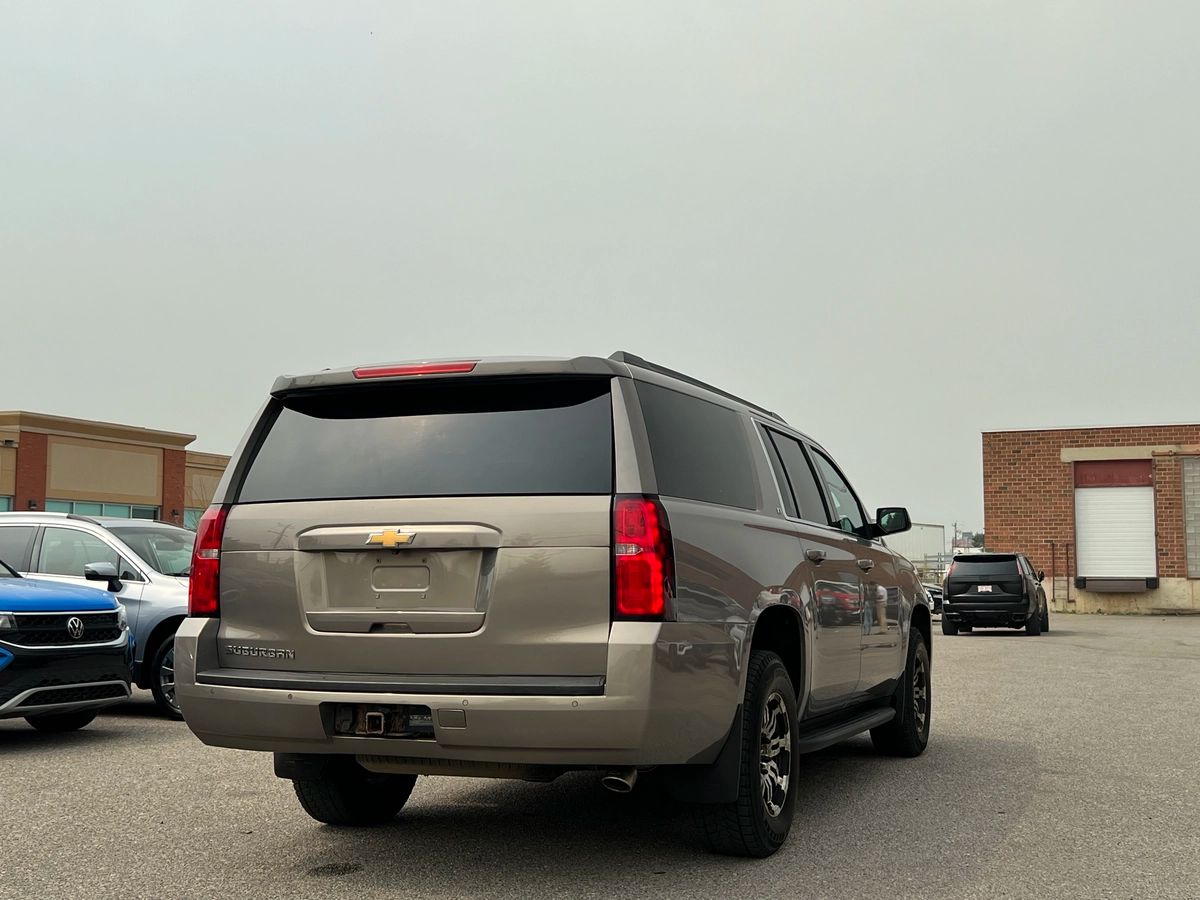 2019 Chevrolet Suburban LT - Image 7