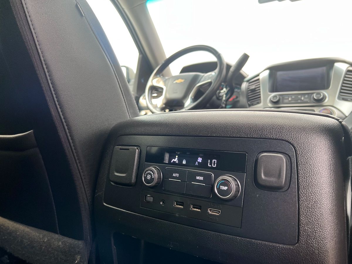 2019 Chevrolet Suburban LT - Image 12