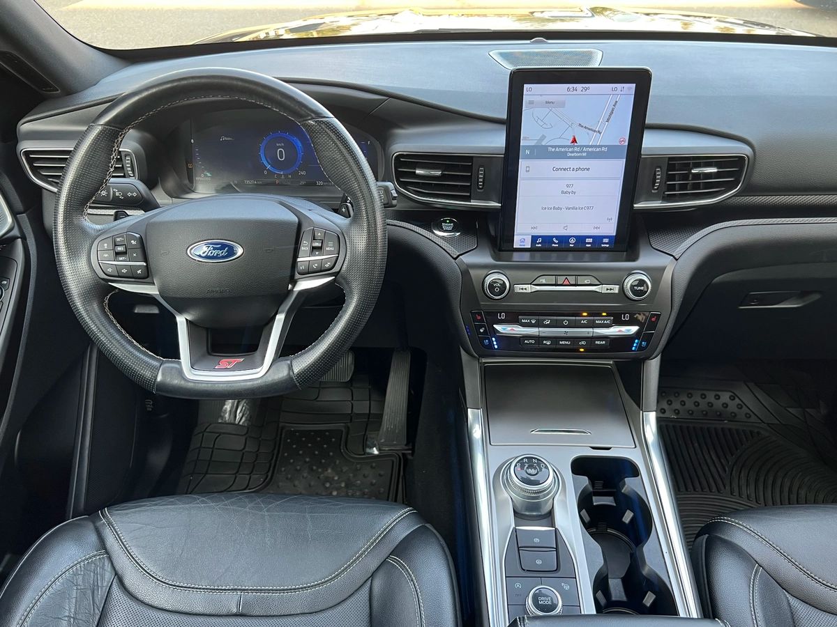 2020 Ford Explorer ST - Image 12