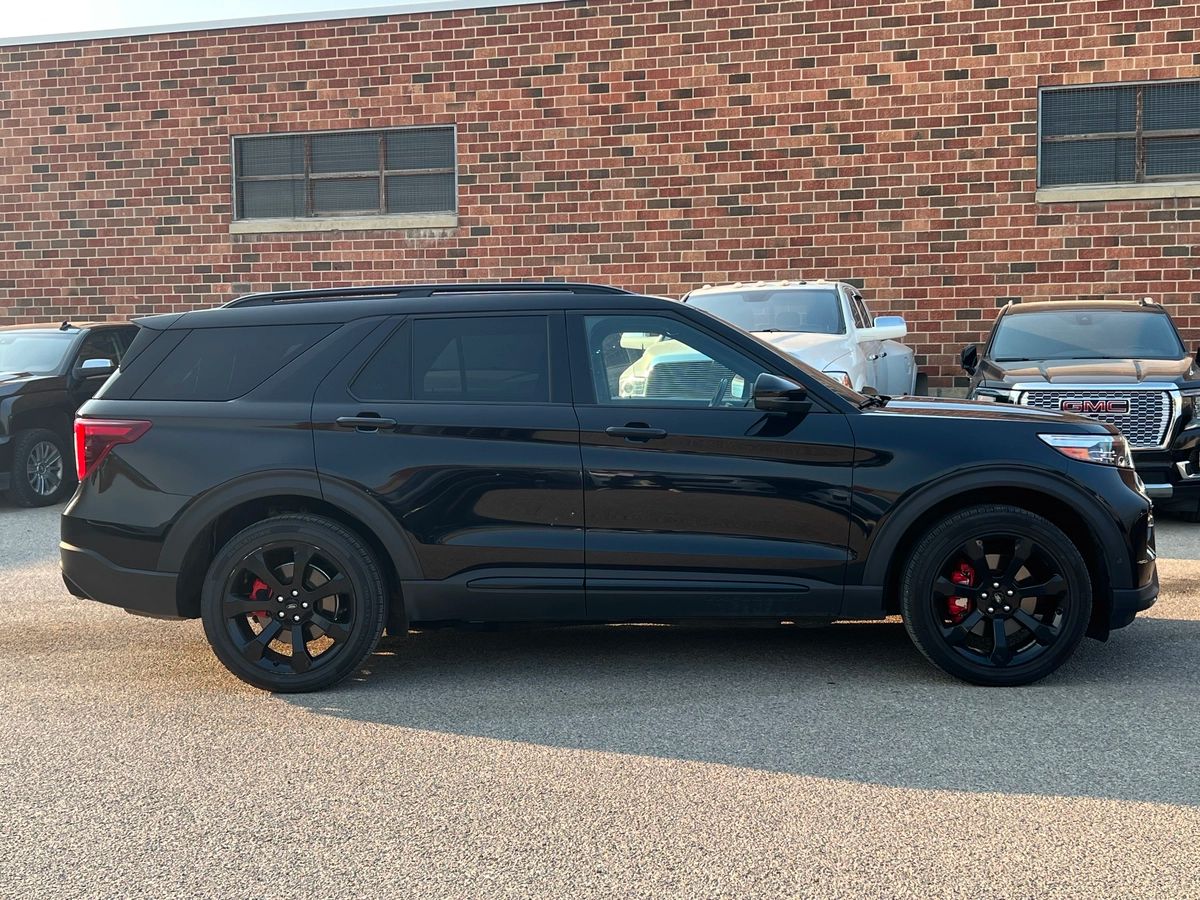 2020 Ford Explorer ST - Image 8
