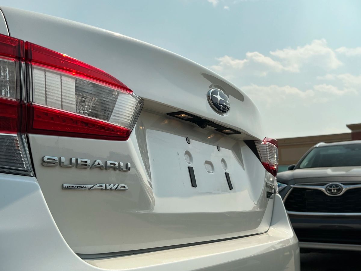 2020 Subaru Impreza Touring - Image 10