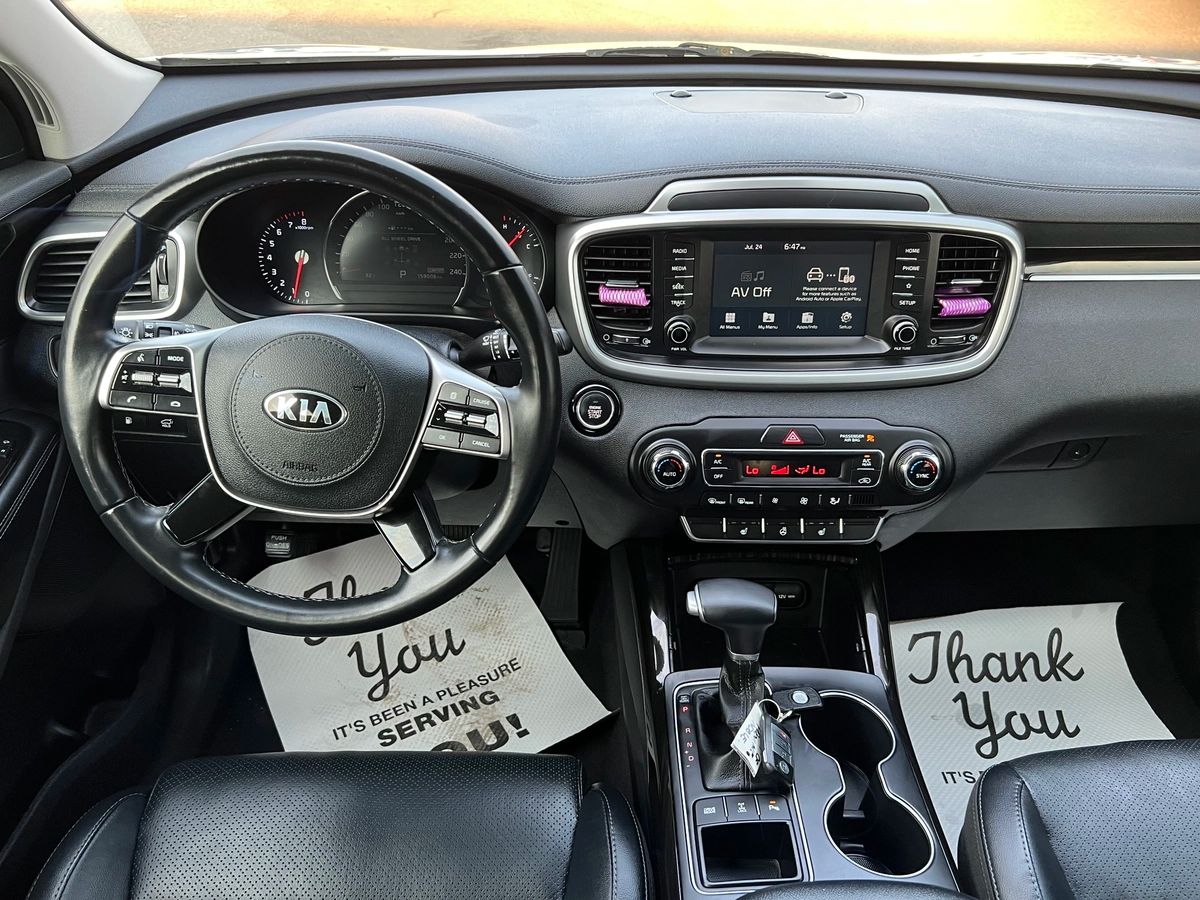 2020 Kia Sorento EX - Image 12