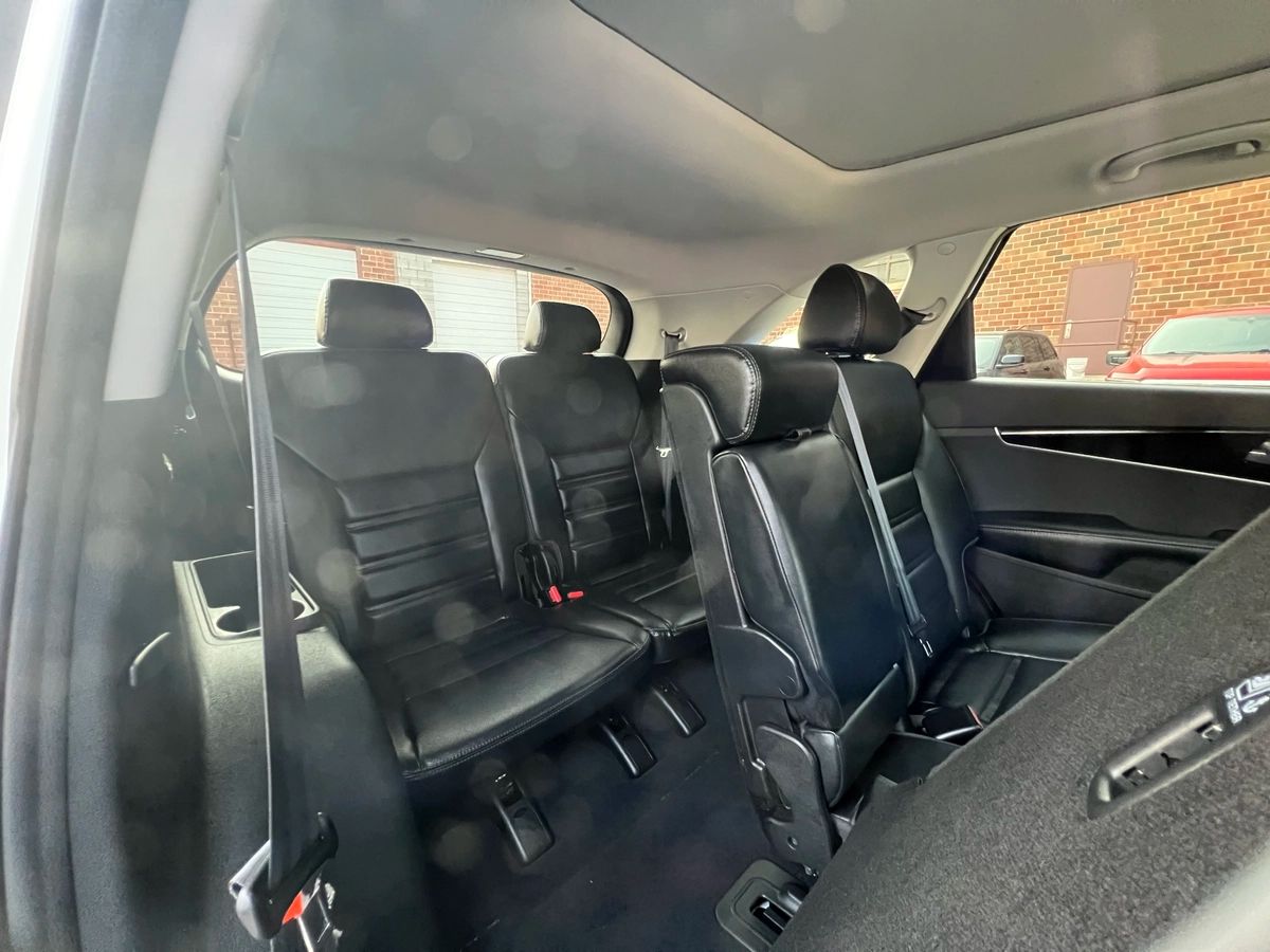 2020 Kia Sorento EX - Image 15