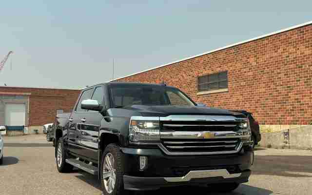 2018 Chevrolet Silverado 1500 High Country - Request more images
