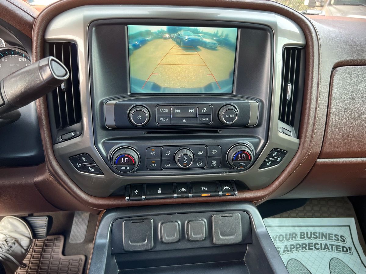 2018 Chevrolet Silverado 1500 High Country - Image 19