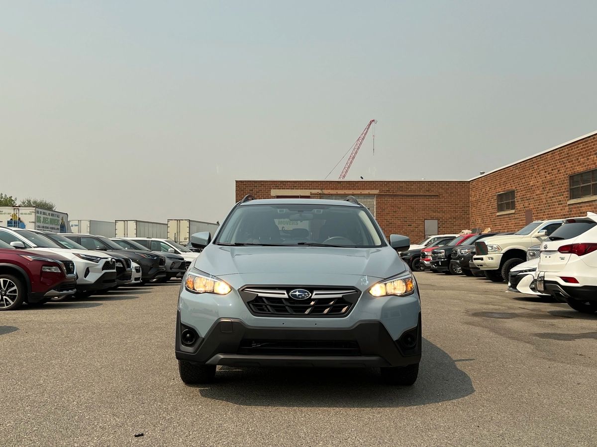 2022 Subaru Crosstrek Convenience with EyeSight - Image 2