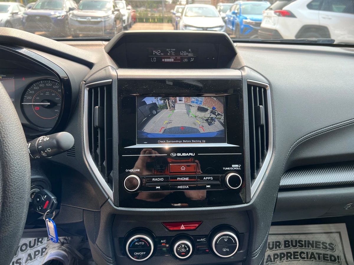 2022 Subaru Crosstrek Convenience with EyeSight - Image 19