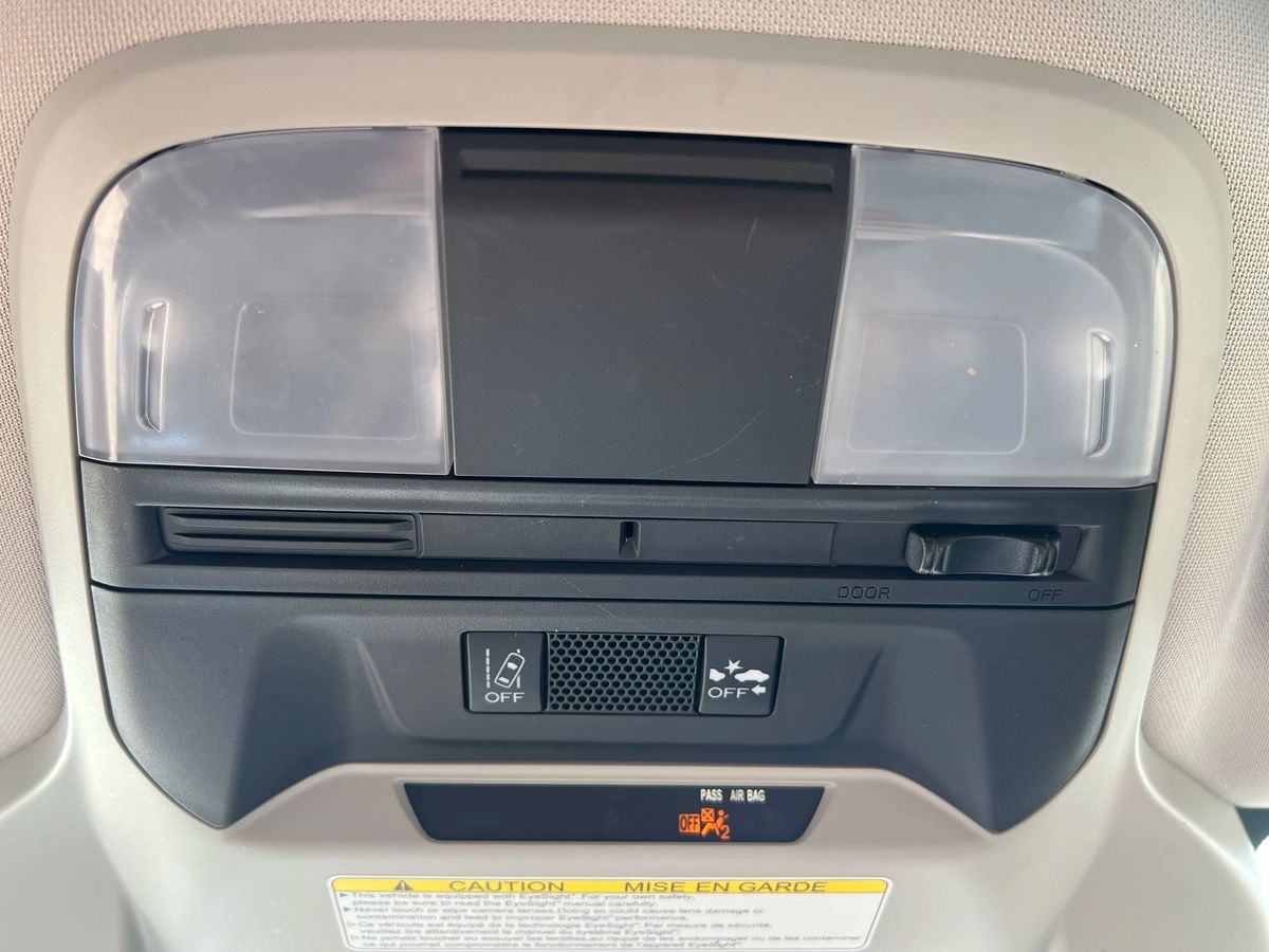 2022 Subaru Crosstrek Convenience with EyeSight - Image 20