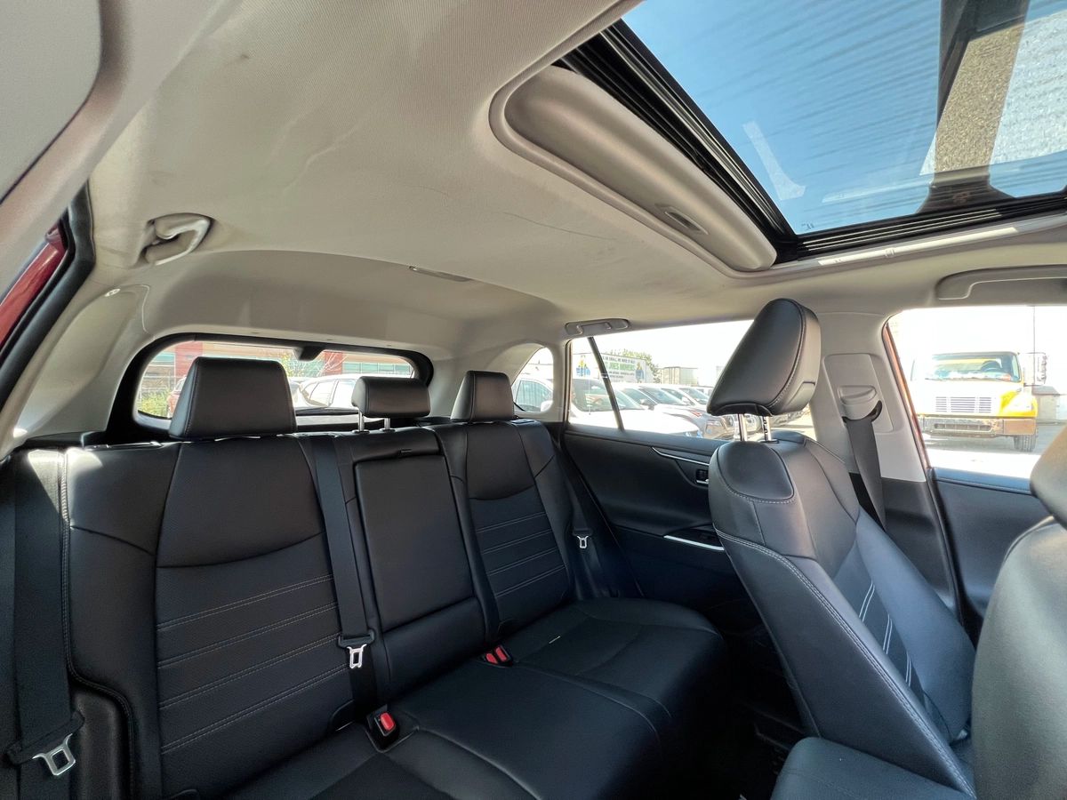 2020 Toyota RAV4 Limited - Image 14
