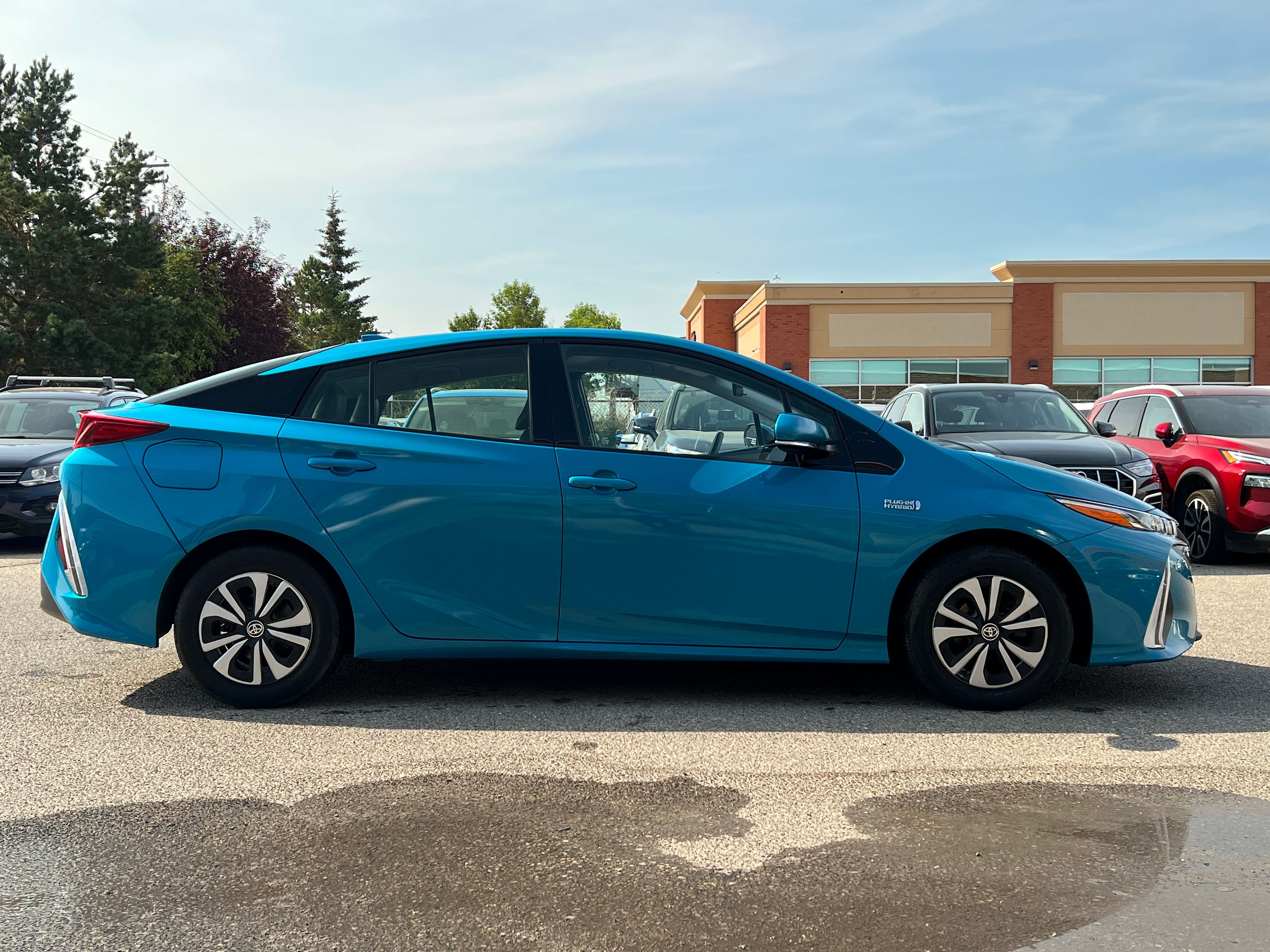 2018 Toyota Prius Prime Upgrade - Image 8