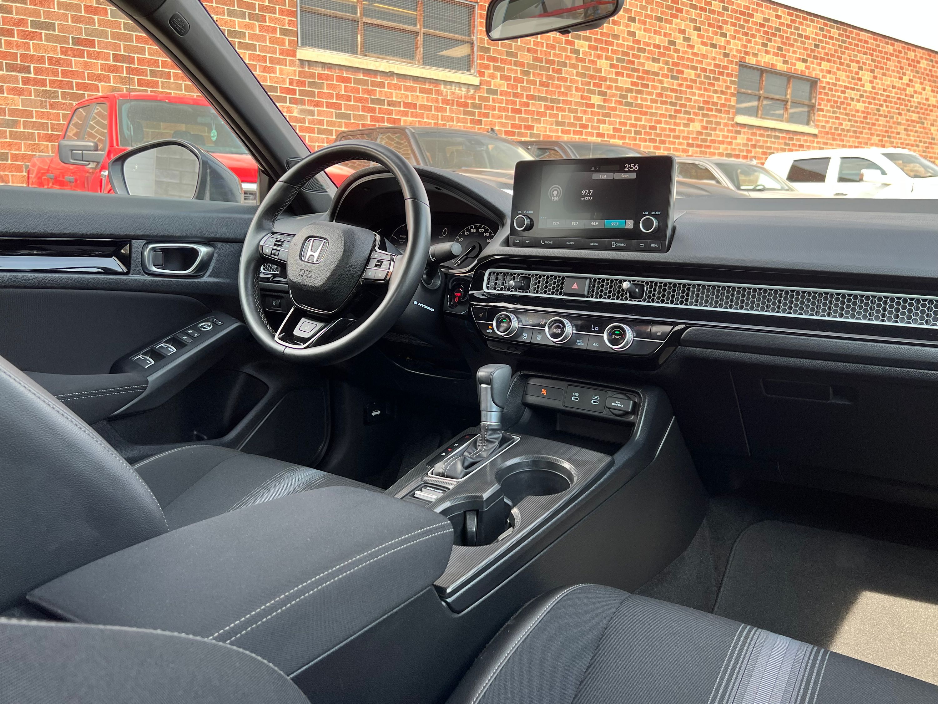 2025 Honda Civic Sedan Sport - Image 13