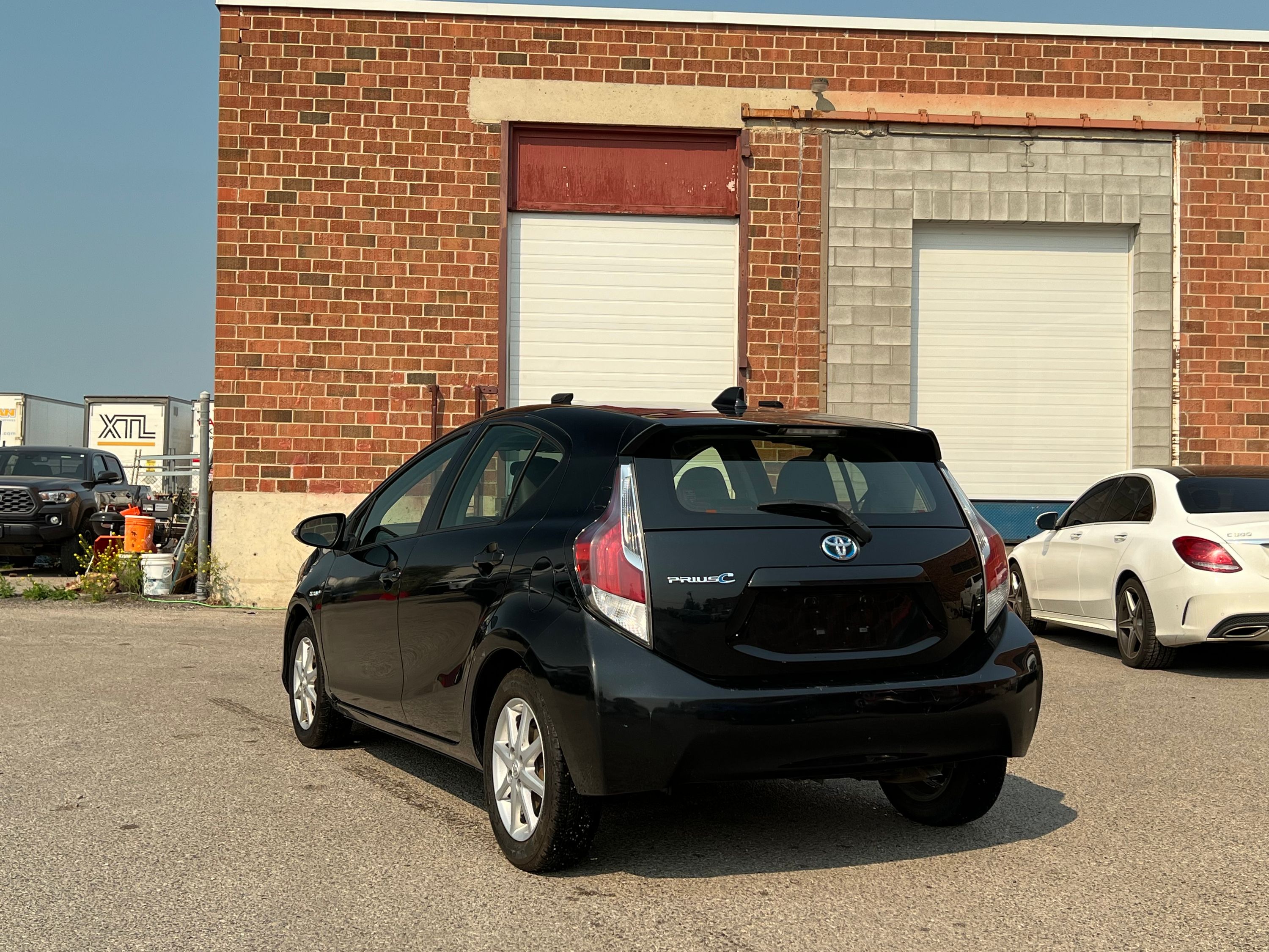 2015 Toyota Prius c Technology - Image 5