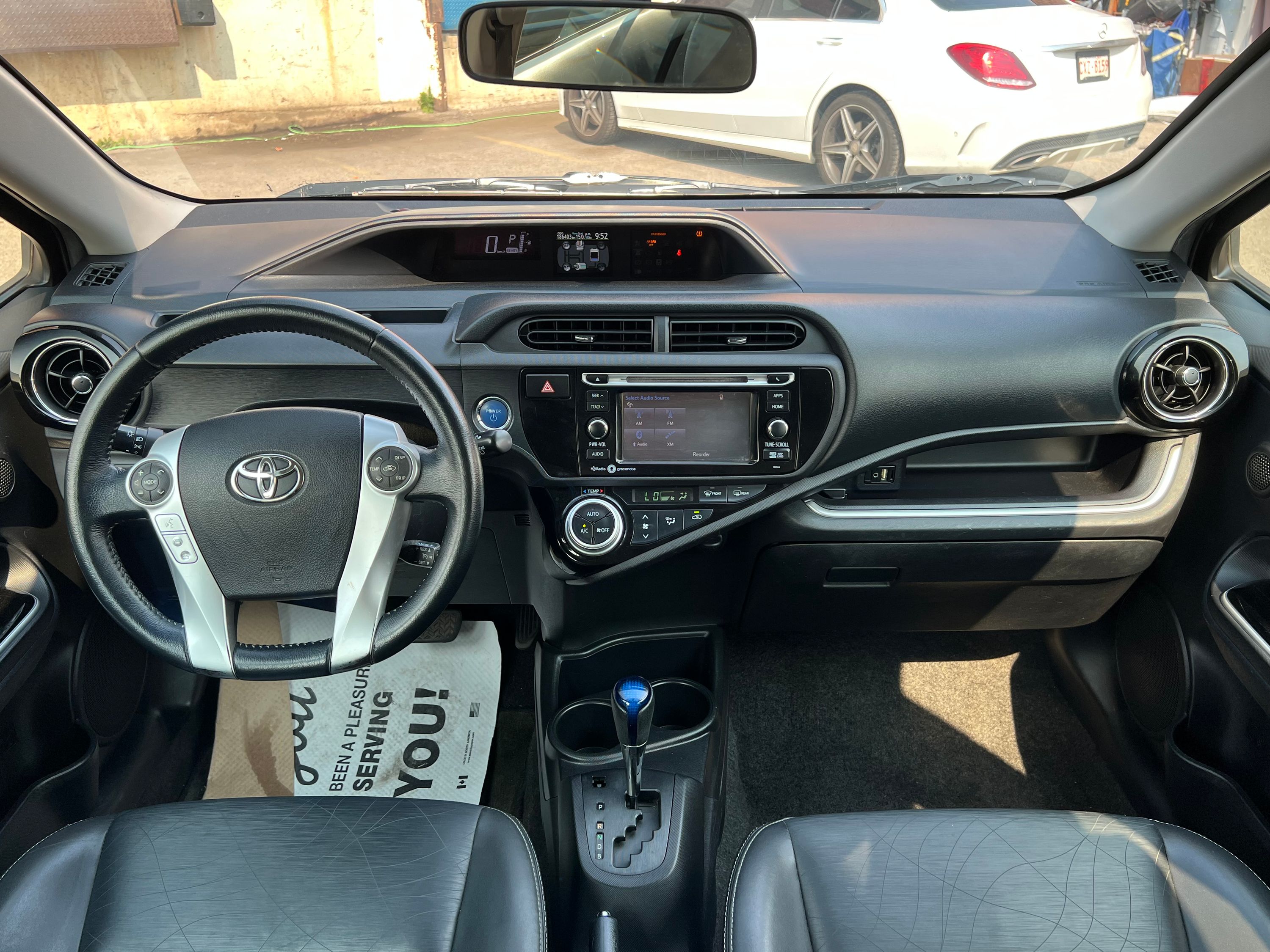 2015 Toyota Prius c Technology - Image 11