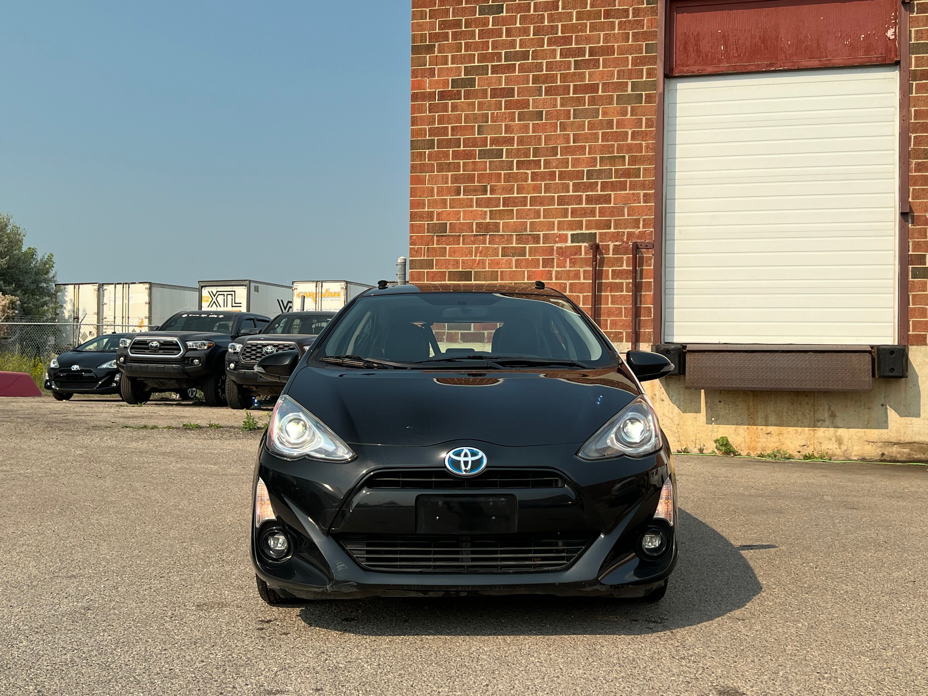 2015 Toyota Prius c Technology - Image 2