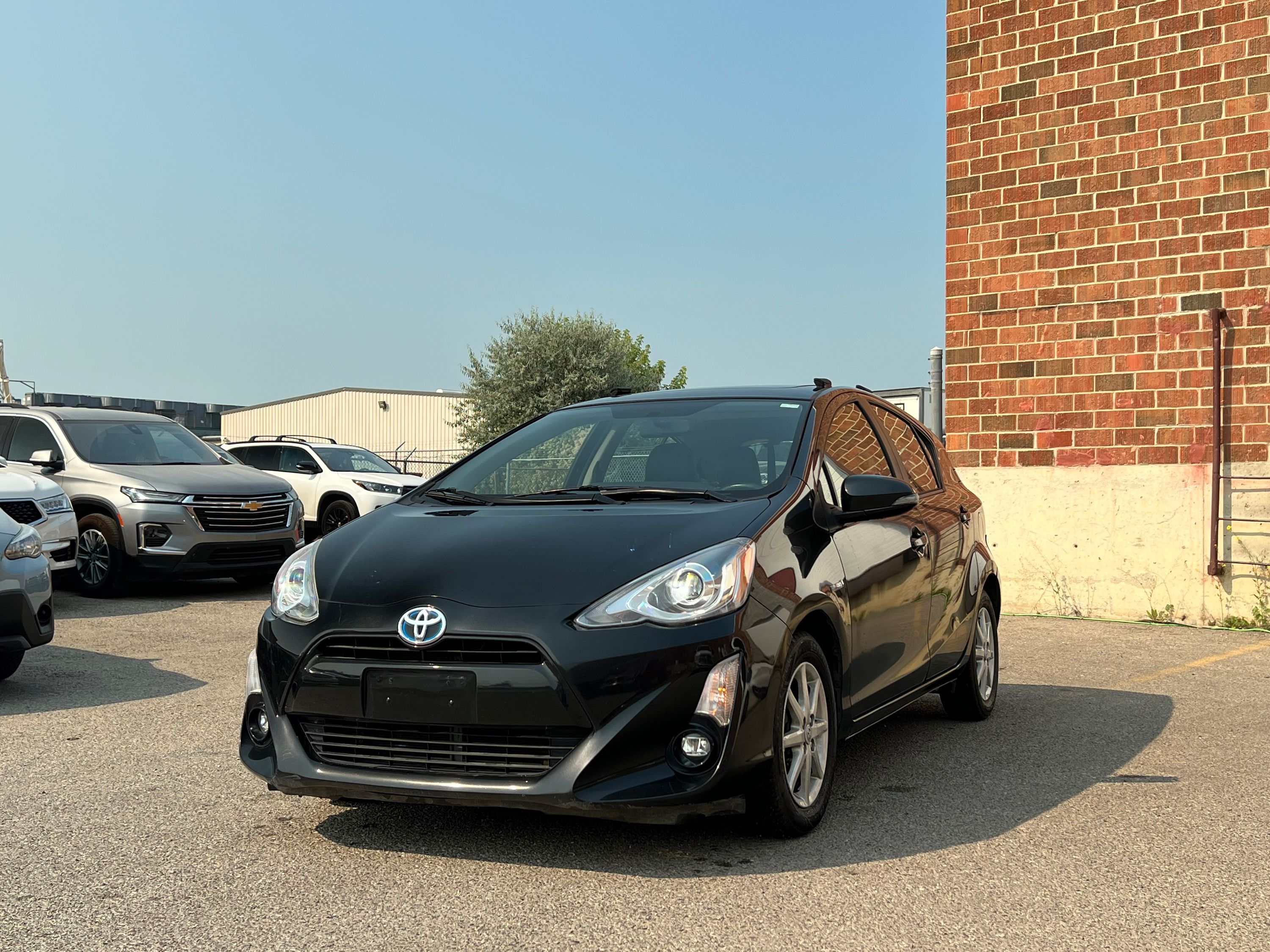 2015 Toyota Prius c Technology - Image 3