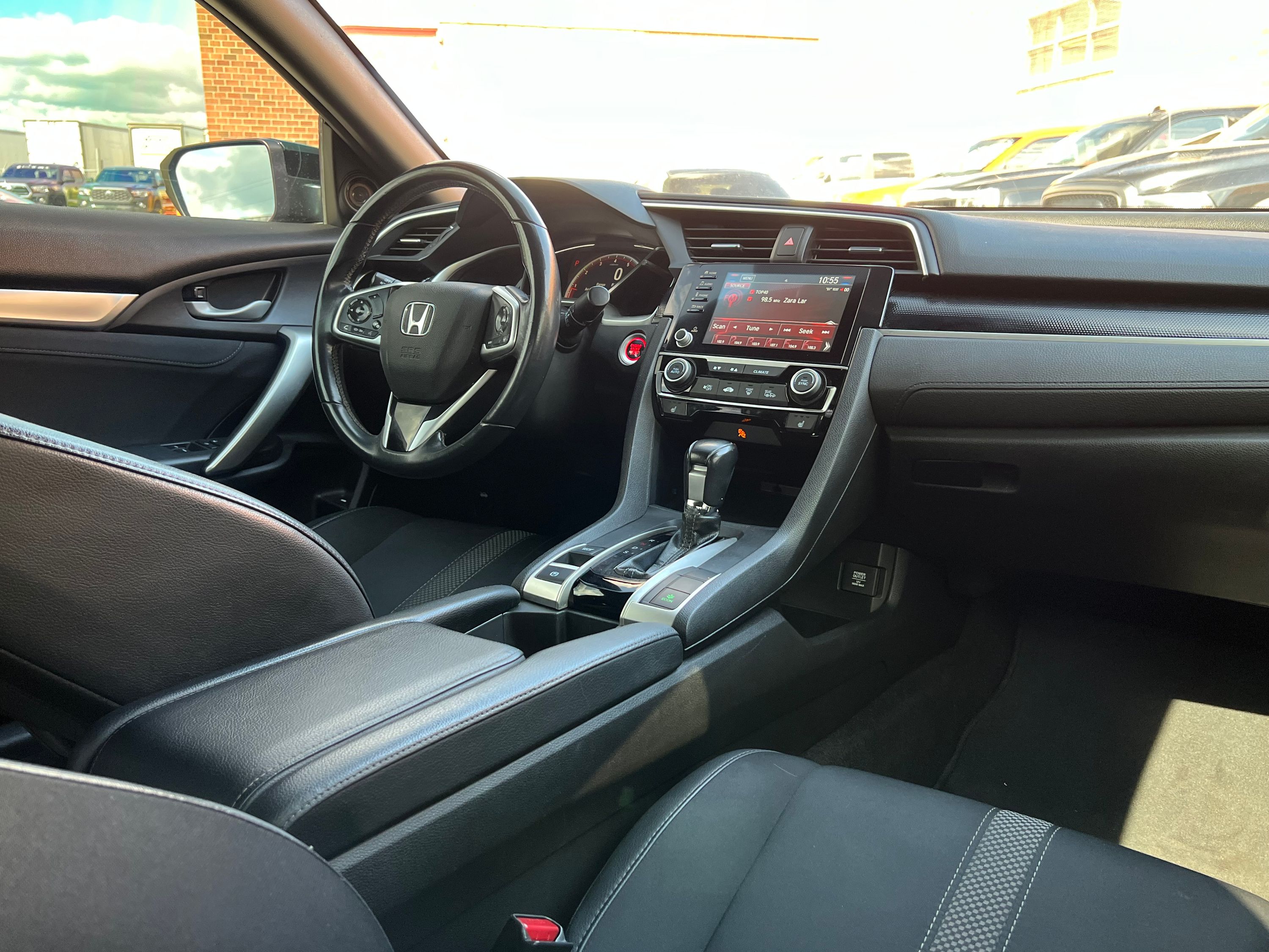 2020 Honda Civic Coupe Sport - Image 13