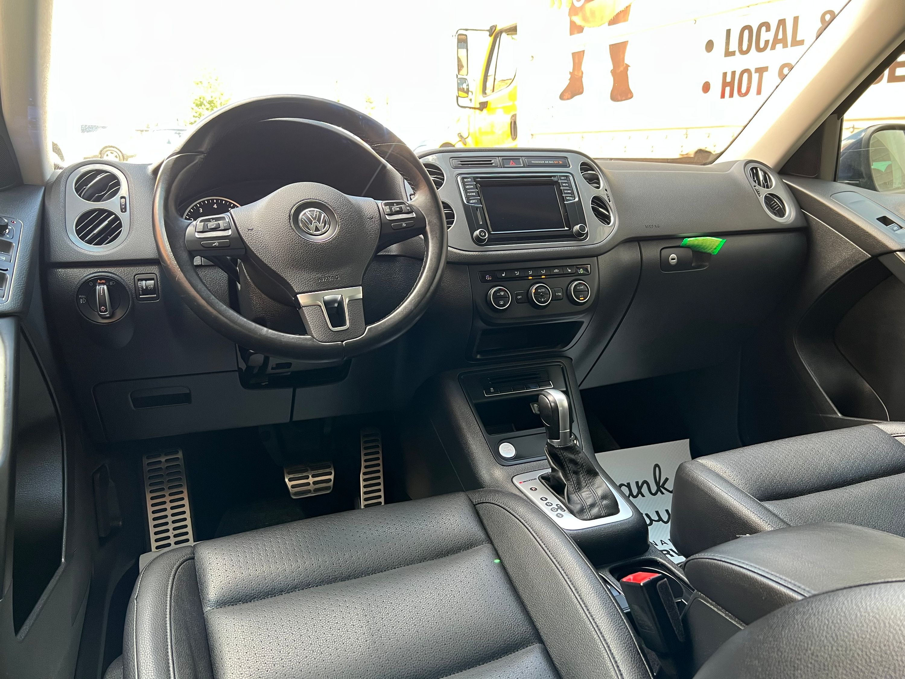 2017 Volkswagen Tiguan Wolfsburg Edition - Image 11