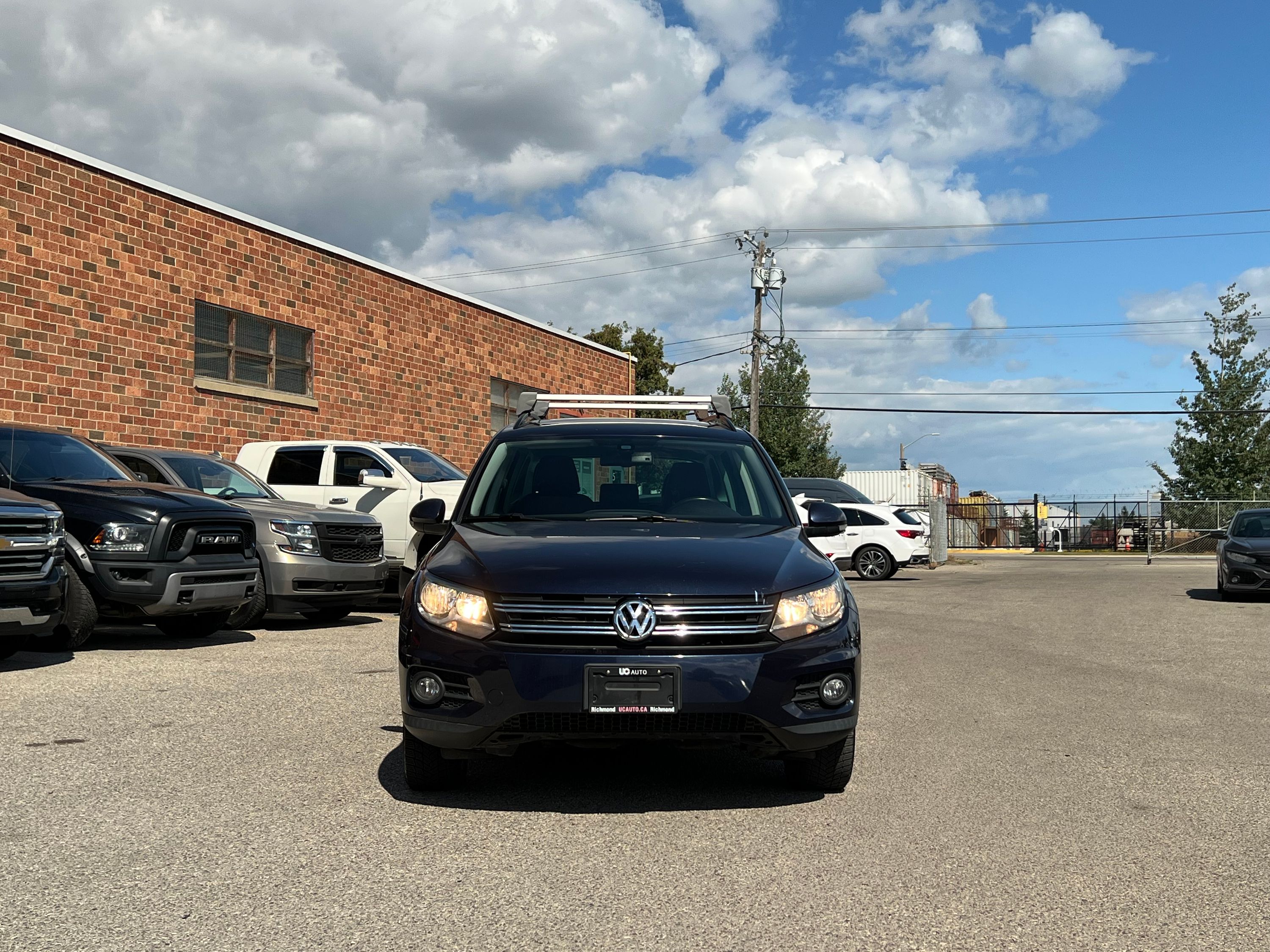 2017 Volkswagen Tiguan Wolfsburg Edition - Image 2