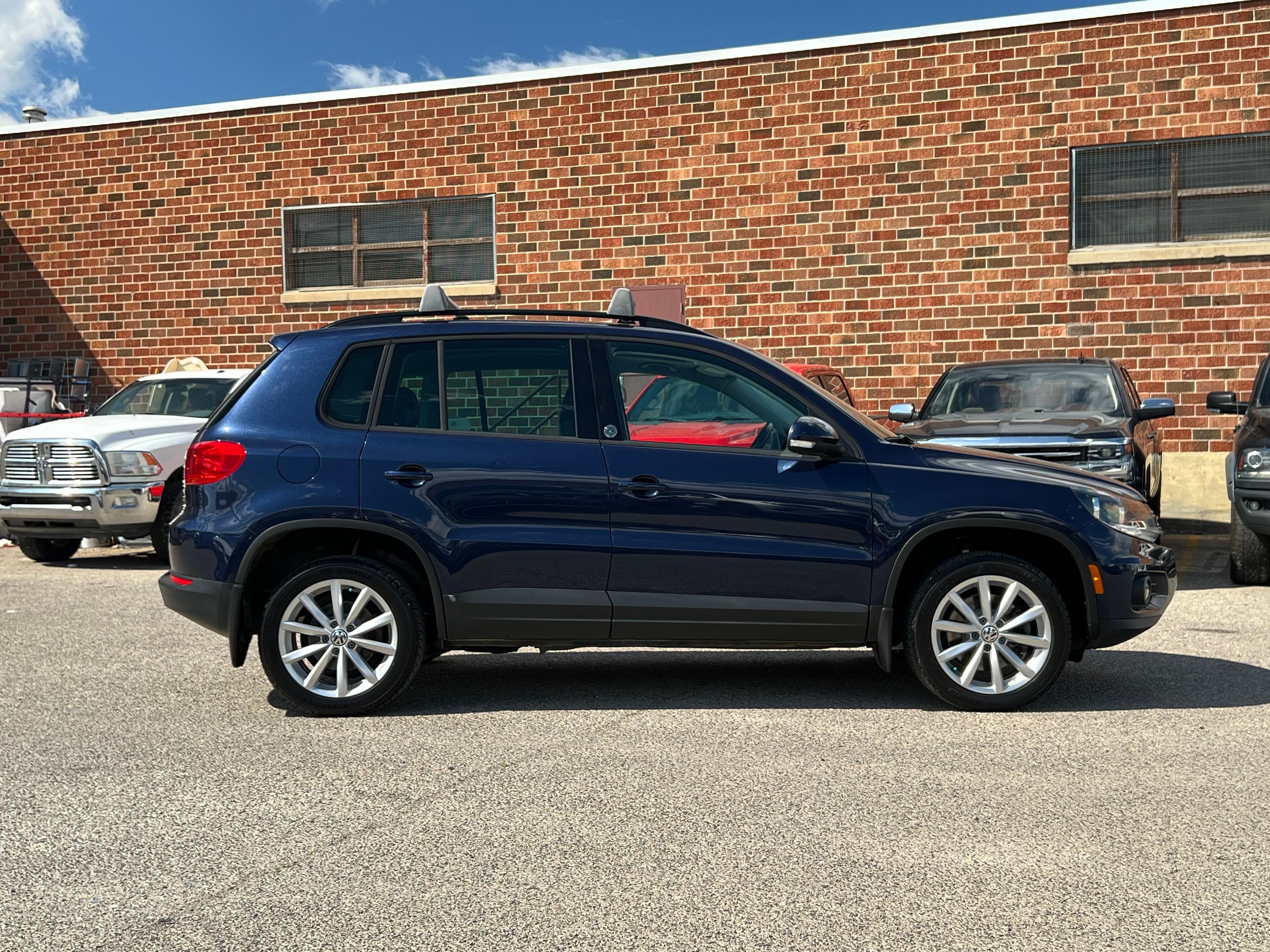 2017 Volkswagen Tiguan Wolfsburg Edition - Image 8